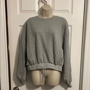 Signatures Gray Crewneck Sweatshirt sz L